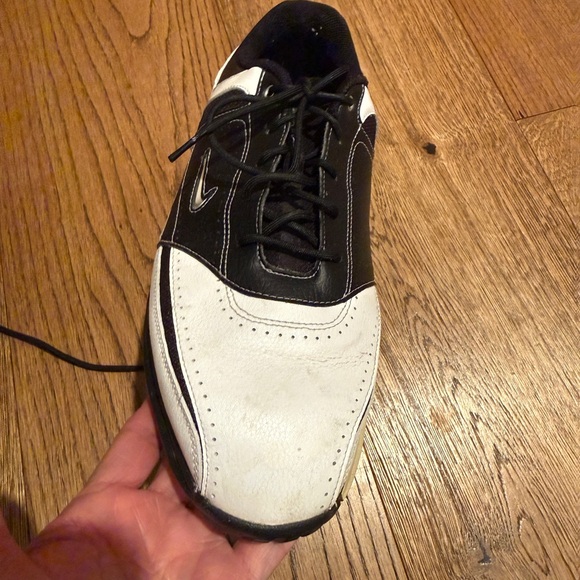 Nike Black and White Men's Golf Sneakers - Picture 2 of 9